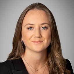 Claudia Holt Claudia Holt